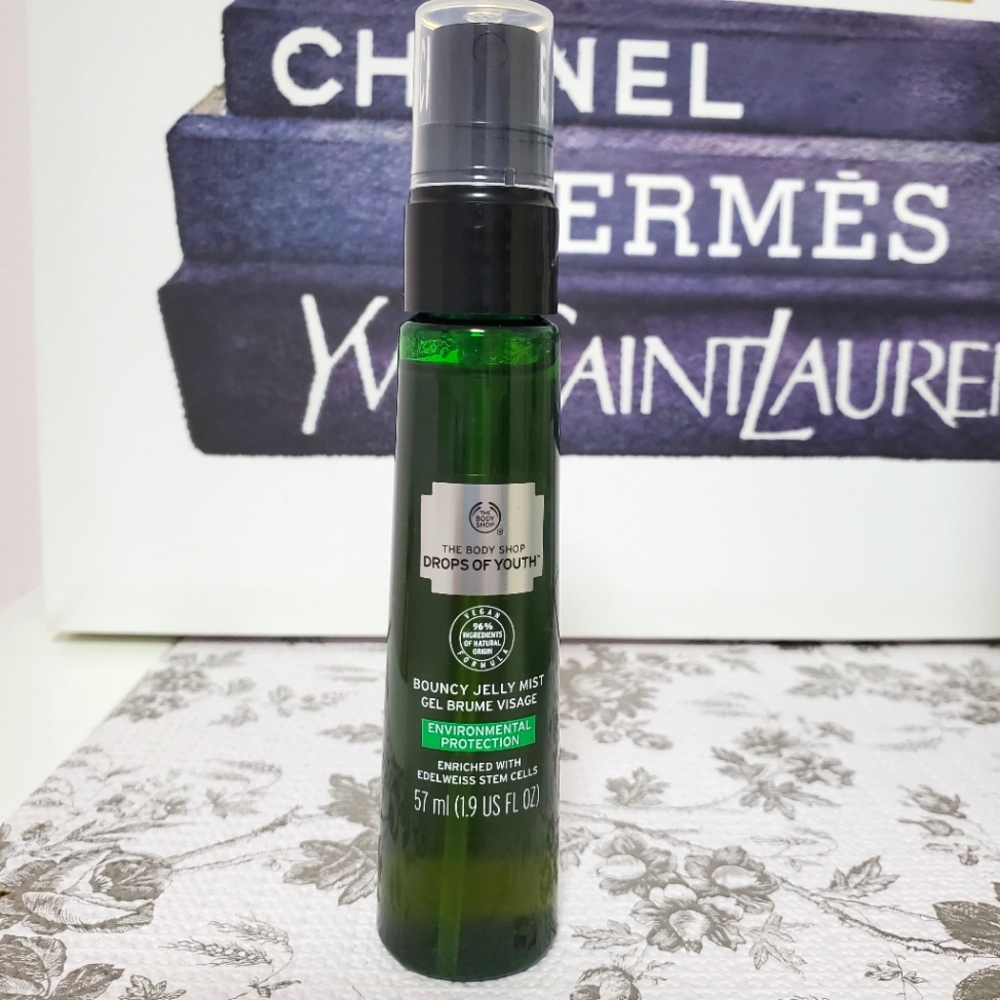 The BODY SHOP Drops of Youth Bouncy Jelly